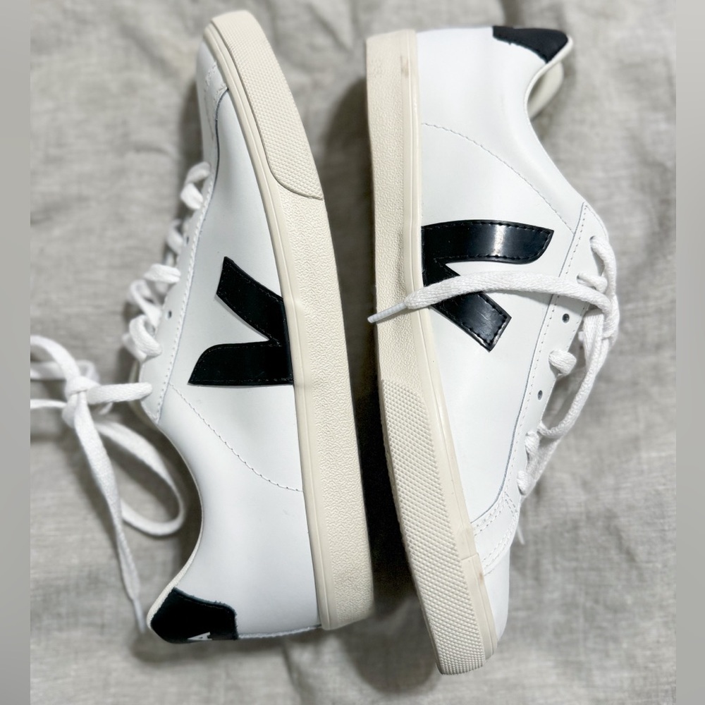 VEJA ESPLAR LEATHER WHITE BLACK SIZE 7